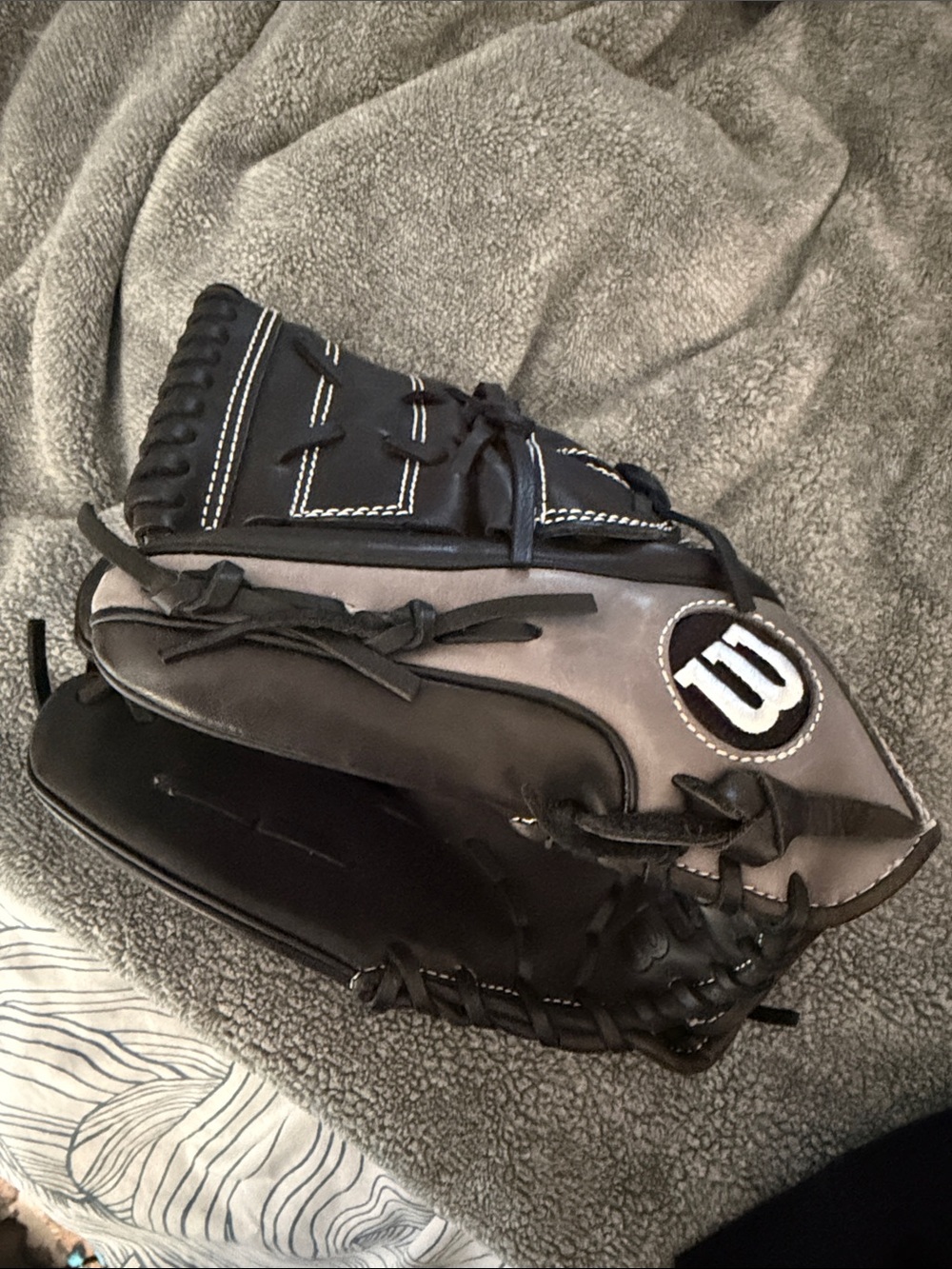 Wilson Two-Tone Black and Gray Baseball Glove